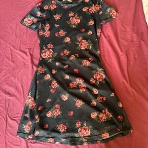 Black and Red Rose Dress Stradivarius S